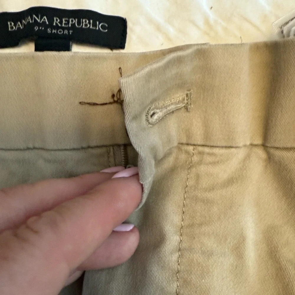 BANANA REPUBLIC MENS KAHKI CHINO 9